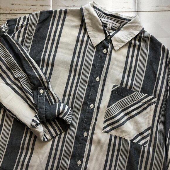 ALWAYS AND FOREVER Gray & White Button-Up Shirt S - Picture 3 of 8